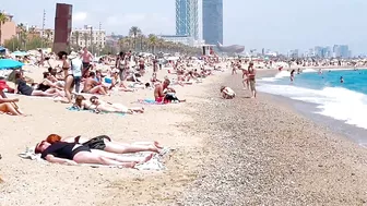 Barcelona beach walk / awesome beach Sant Miquel with cute people ????