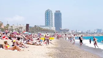 Barcelona beach walk / awesome beach Sant Miquel with cute people ????