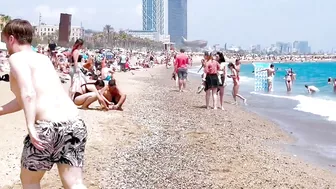 Barcelona beach walk / awesome beach Sant Miquel with cute people ????