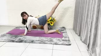 Hot Yoga and CONTORTION, 흰색레깅스 힙운동 스트레칭 Yoga art