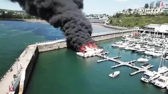 Huge ‘fireball’ rips through £6M super yacht as smoke clears popular beach