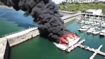 Huge ‘fireball’ rips through £6M super yacht as smoke clears popular beach