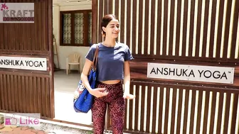 Stunning HOOt's Ananya Panday Step Outside From His Yoga Class At Bandra