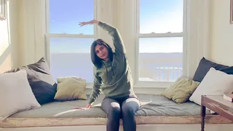 Do these 4 feel good Stretches everyday | Morning Routine