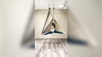 1️⃣4️⃣8️⃣空瑜串連 Aerial Yoga (依涵)