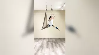 1️⃣4️⃣8️⃣空瑜串連 Aerial Yoga (依涵)