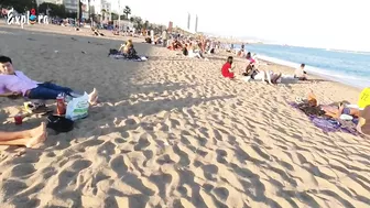 Beach walk / Walking Tour playa la barceloneta Barcelona / Spain