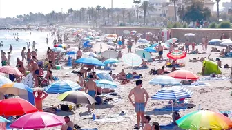 Sitges beach walk/ walking Spain best beaches