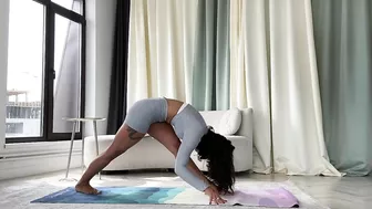 Spirituality yoga & gymnastics with Thais - Part 11