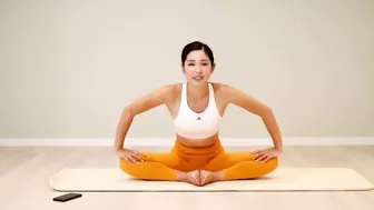 Japanese Hot yoga stretching and nude yoga for relaxation ????