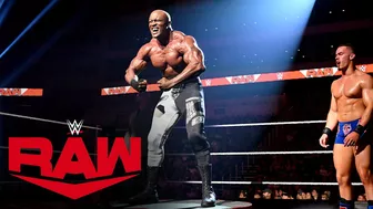 Theory attacks Bobby Lashley during a Pose-Down challenge: Raw, June 13, 2022