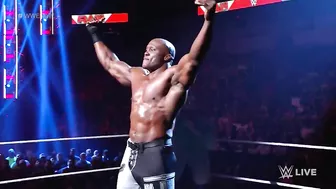 Theory attacks Bobby Lashley during a Pose-Down challenge: Raw, June 13, 2022