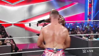 Theory attacks Bobby Lashley during a Pose-Down challenge: Raw, June 13, 2022