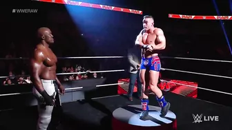 Theory attacks Bobby Lashley during a Pose-Down challenge: Raw, June 13, 2022