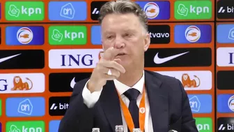 Van Gaal vermorzelt Driessen: 'We stoppen hiermee. Walgelijk!'