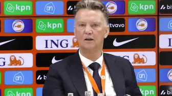 Van Gaal vermorzelt Driessen: 'We stoppen hiermee. Walgelijk!'