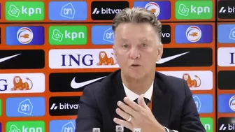 Van Gaal vermorzelt Driessen: 'We stoppen hiermee. Walgelijk!'