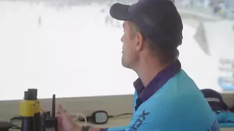 No Signal! Lifeguards Lose All Communication On The Beach