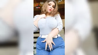 Marie Bunny Model | Plus Size Model | Instagram Star | Social Media Influencer | Curvy Model Wiki