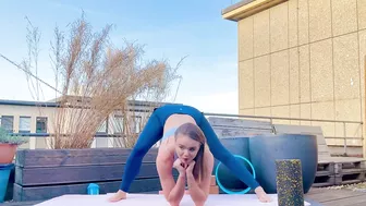 Flexible splits & Oversplits. Contortion. Yoga. Flexibility. Stretching #contortion #yoga