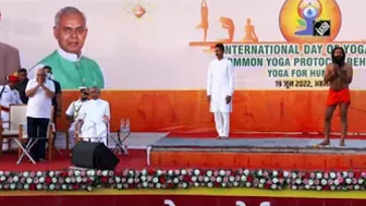 Gujarat: State Yog Board, Patanjali Yog Samiti organise Yoga Shivir in Ahmedabad