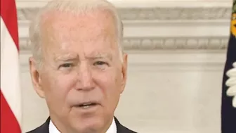 Biden INSULTS a Reporter at the BEACH.....