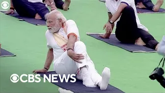 India's prime minister joins mass International Day of Yoga event