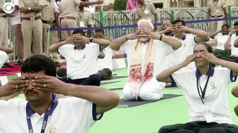 India's prime minister joins mass International Day of Yoga event