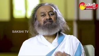 International Yoga Day 2022: Sri Sri Ravi Shankar About International Yoga Day 2022 | Sakshi TV