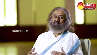 International Yoga Day 2022: Sri Sri Ravi Shankar About International Yoga Day 2022 | Sakshi TV