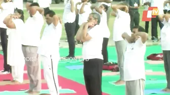 Gujarat CM joins celebration of the 8th International Yoga Day at Ahmedabad