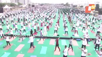 Gujarat CM joins celebration of the 8th International Yoga Day at Ahmedabad