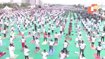 Gujarat CM joins celebration of the 8th International Yoga Day at Ahmedabad