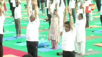 Gujarat CM joins celebration of the 8th International Yoga Day at Ahmedabad