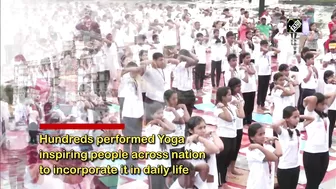 International Yoga Day: Mumbaikers peform Yoga at Gateway of India