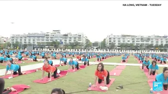 International yoga day: Stretching and breathing around the world • FRANCE 24 English