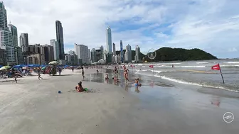 [Best Beaches Brazil 4K] ????????´Caminhada na praia Central, Balneário Camboriú - Brasil