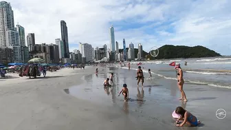 [Best Beaches Brazil 4K] ????????´Caminhada na praia Central, Balneário Camboriú - Brasil