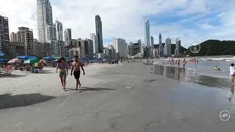 [Best Beaches Brazil 4K] ????????´Caminhada na praia Central, Balneário Camboriú - Brasil