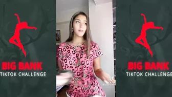 Big Bank TikTok Challenge ???????? #bigbank​ #shorts​ #bikini #twerk