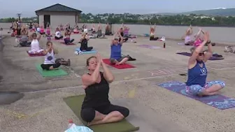 Rooftop yoga to ring in Independence Day