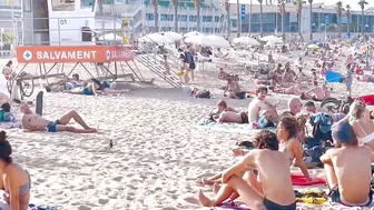 Beach Sant Sebastia/ Barcelona beach walk