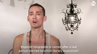 Robert Sheehan & Tom Hopper Ace Our Umbrella Academy Quiz | POPSUGAR