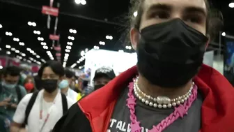 Hasanabi goes to the Anime Expo