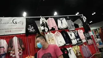 Hasanabi goes to the Anime Expo