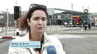 Tientallen boeren bij Groningen Airport Eelde