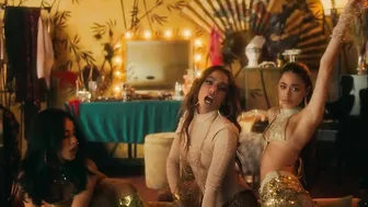 TINI, Becky G, Anitta - La Loto (Official Video)