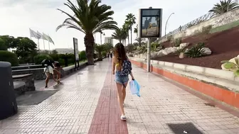 4K Walking Tour BARCELONA BEACH | Beach Walk