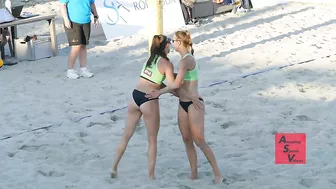 Beach Volleyball Tough Rallies Before Break