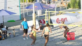 Beach Volleyball Tough Rallies Before Break